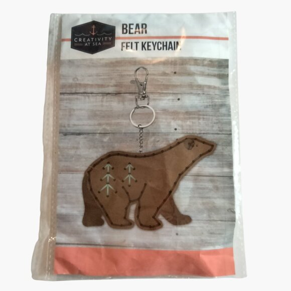 Creativity At Sea Bear Felt Keychain Craft Kit - Picture 1 of 3